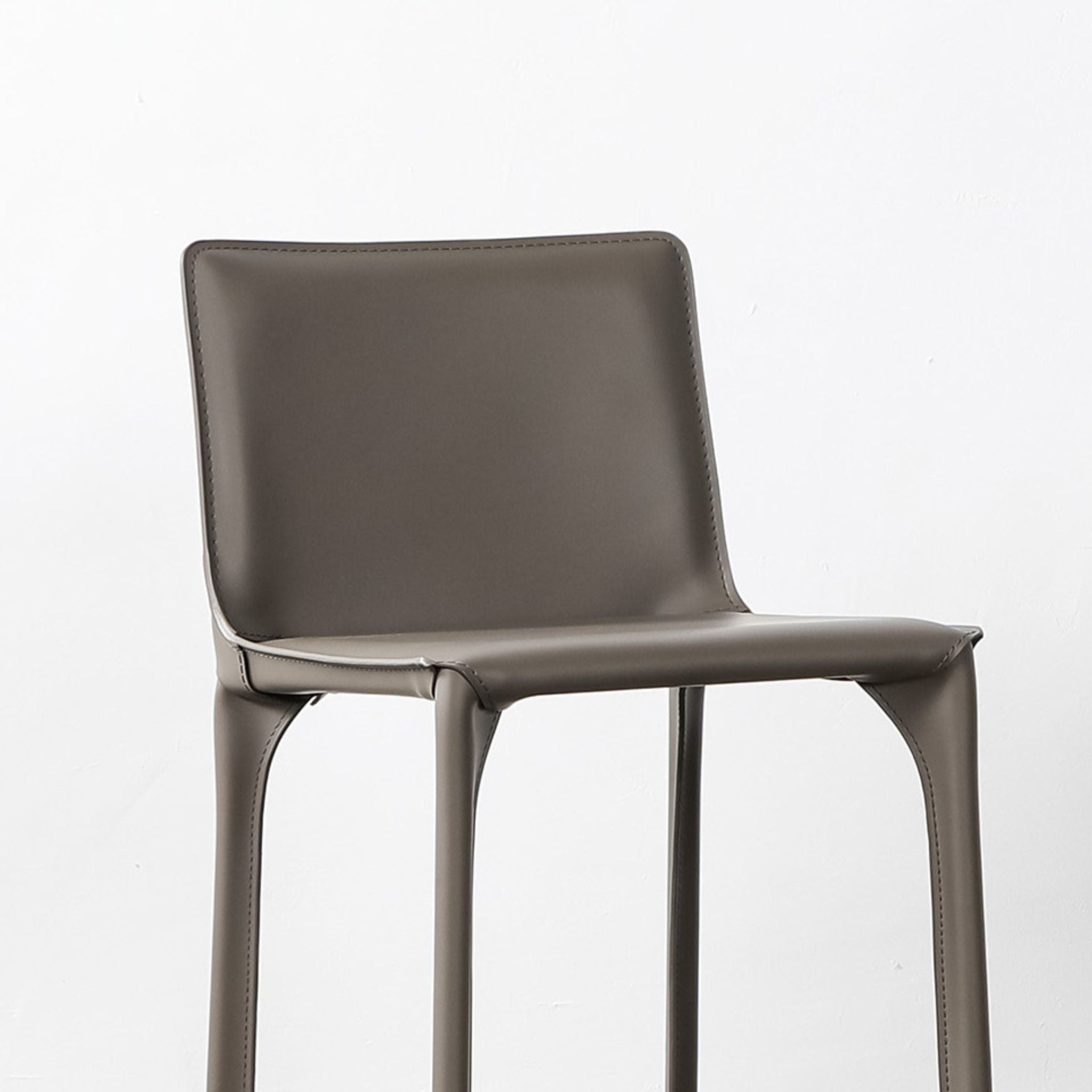 James Bar Stool