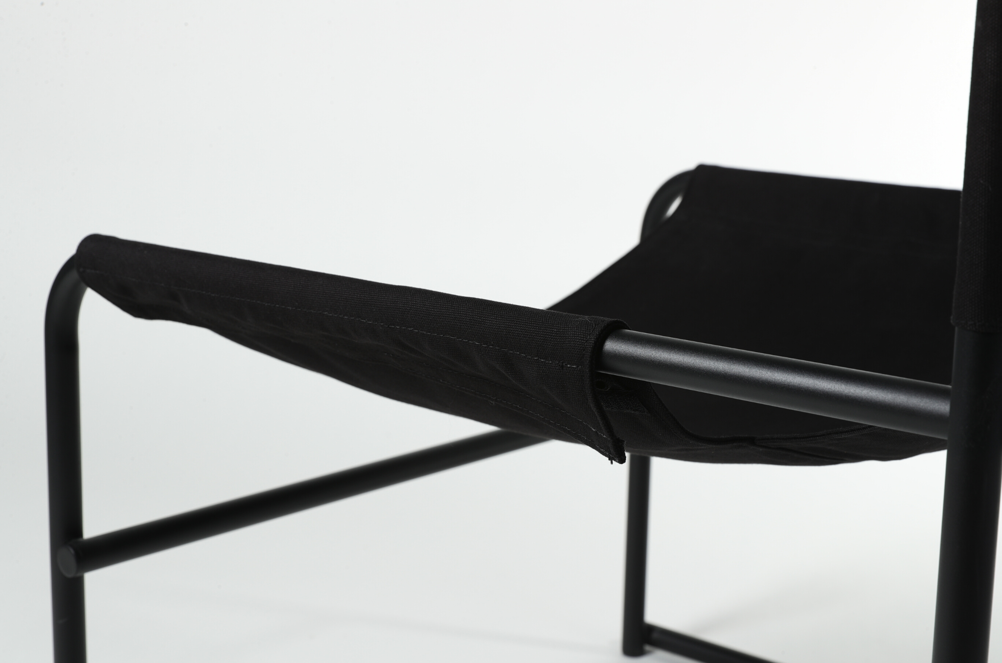 Black Mountain Furniture | Sling Lounge Chair - The Feelter