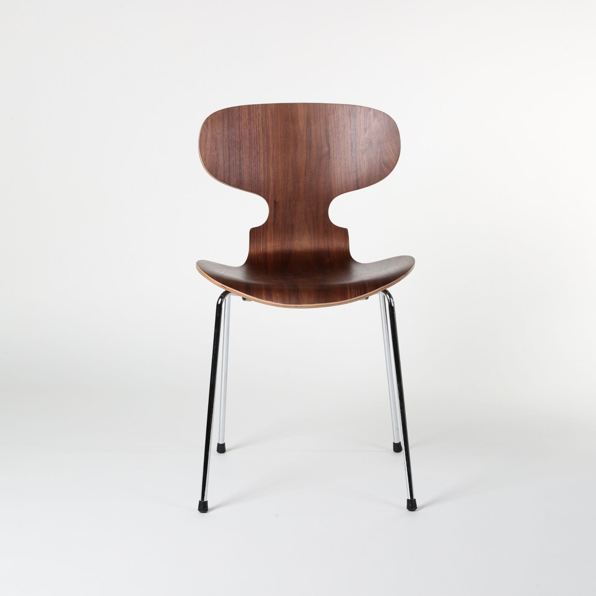 Ant Chair Arne Jacobsen Replica